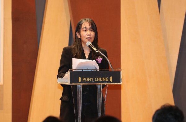旺源配资 从韩江获诺贝尔文学奖，回看过去一个世纪的女性得主